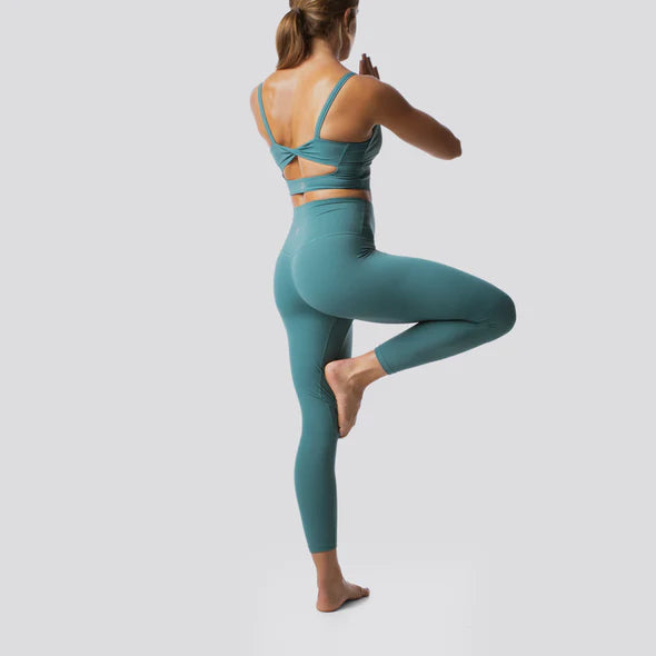 Born Primitive - Your Go to legging 2.0 Aquastone