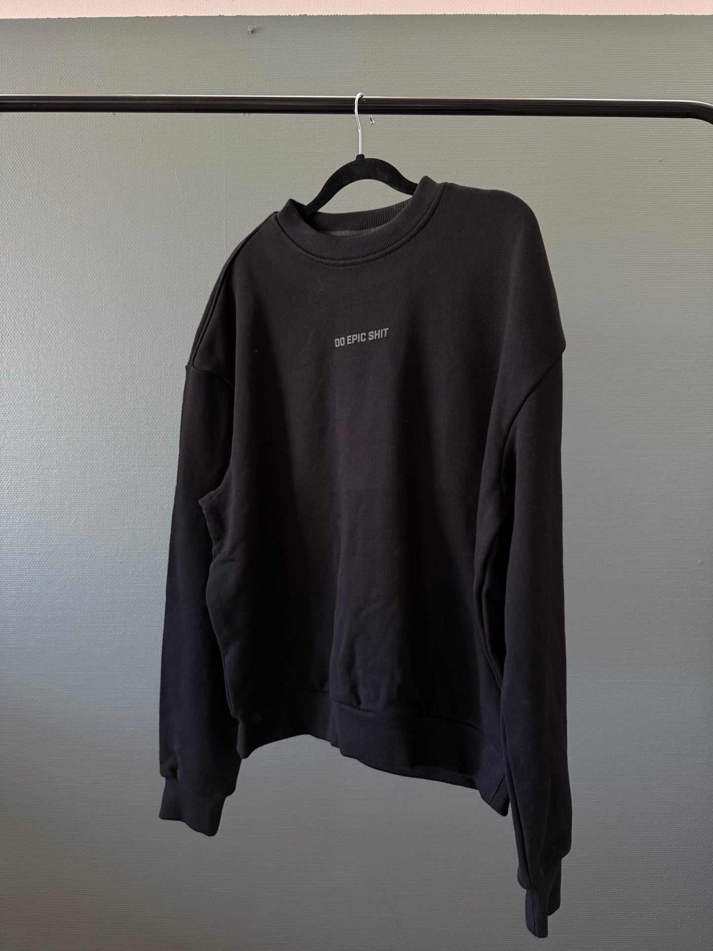 Unisex Heavy Oversize Crew Neck - Do Epic Shit (Black)