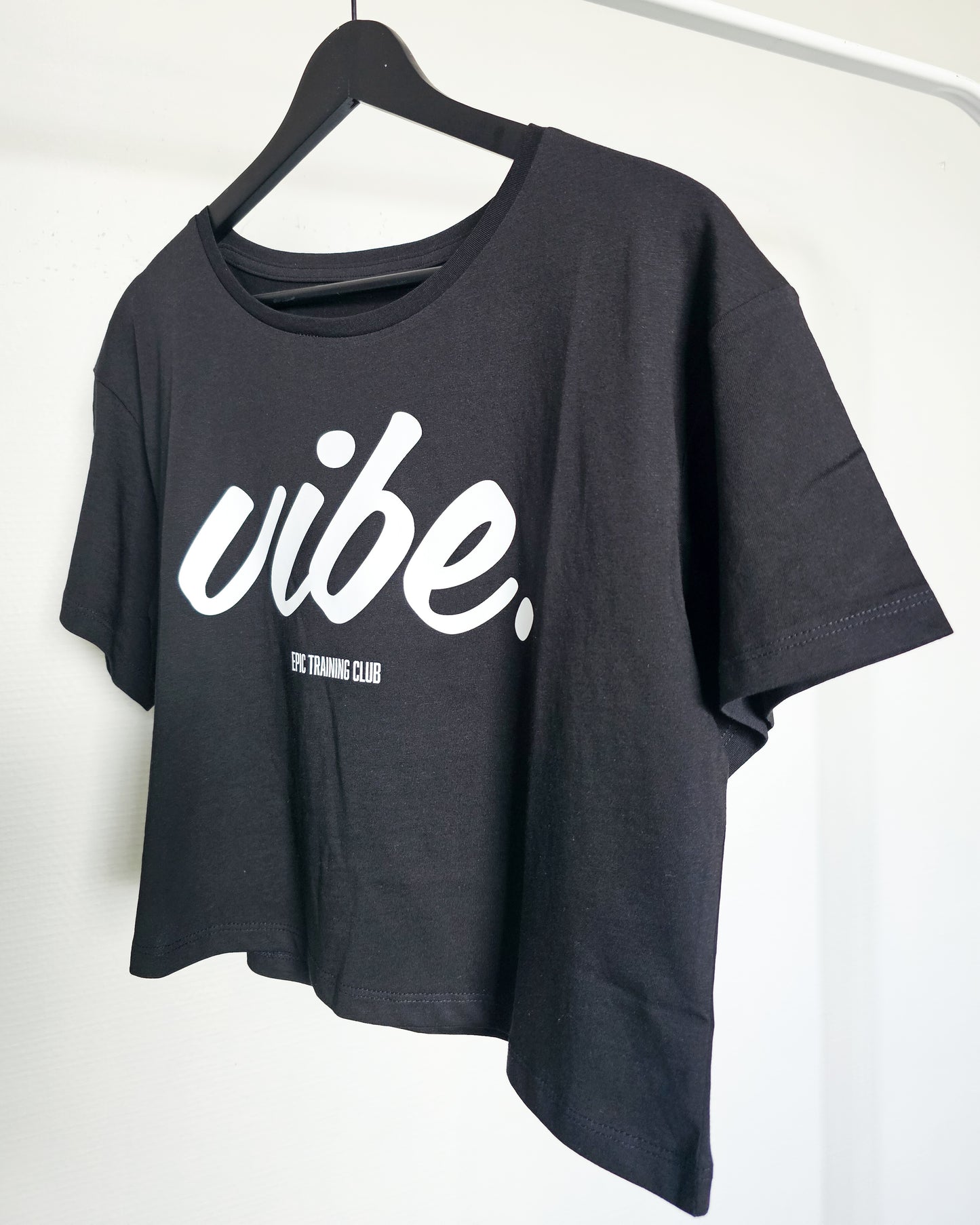 Vibe Crop Tee (Black)
