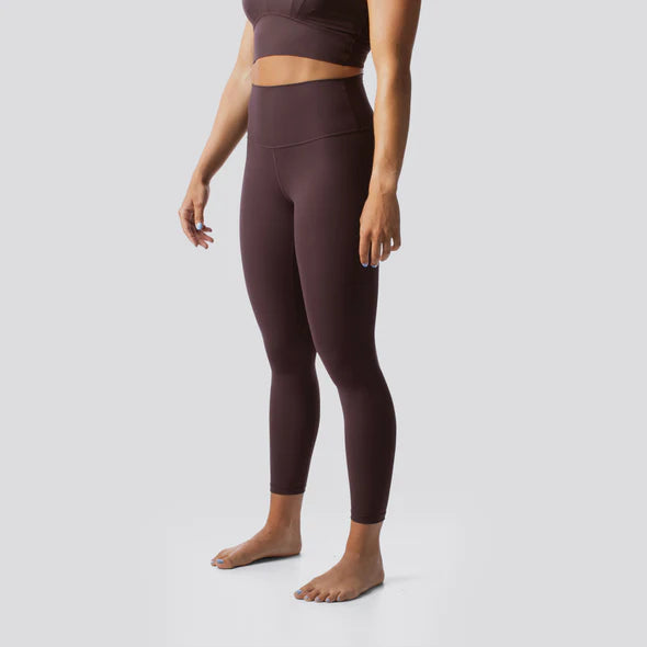 Born Primitive - Your Go to legging 2.0 Deep Plum