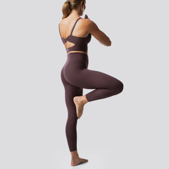 Born Primitive - Your Go to legging 2.0 Deep Plum