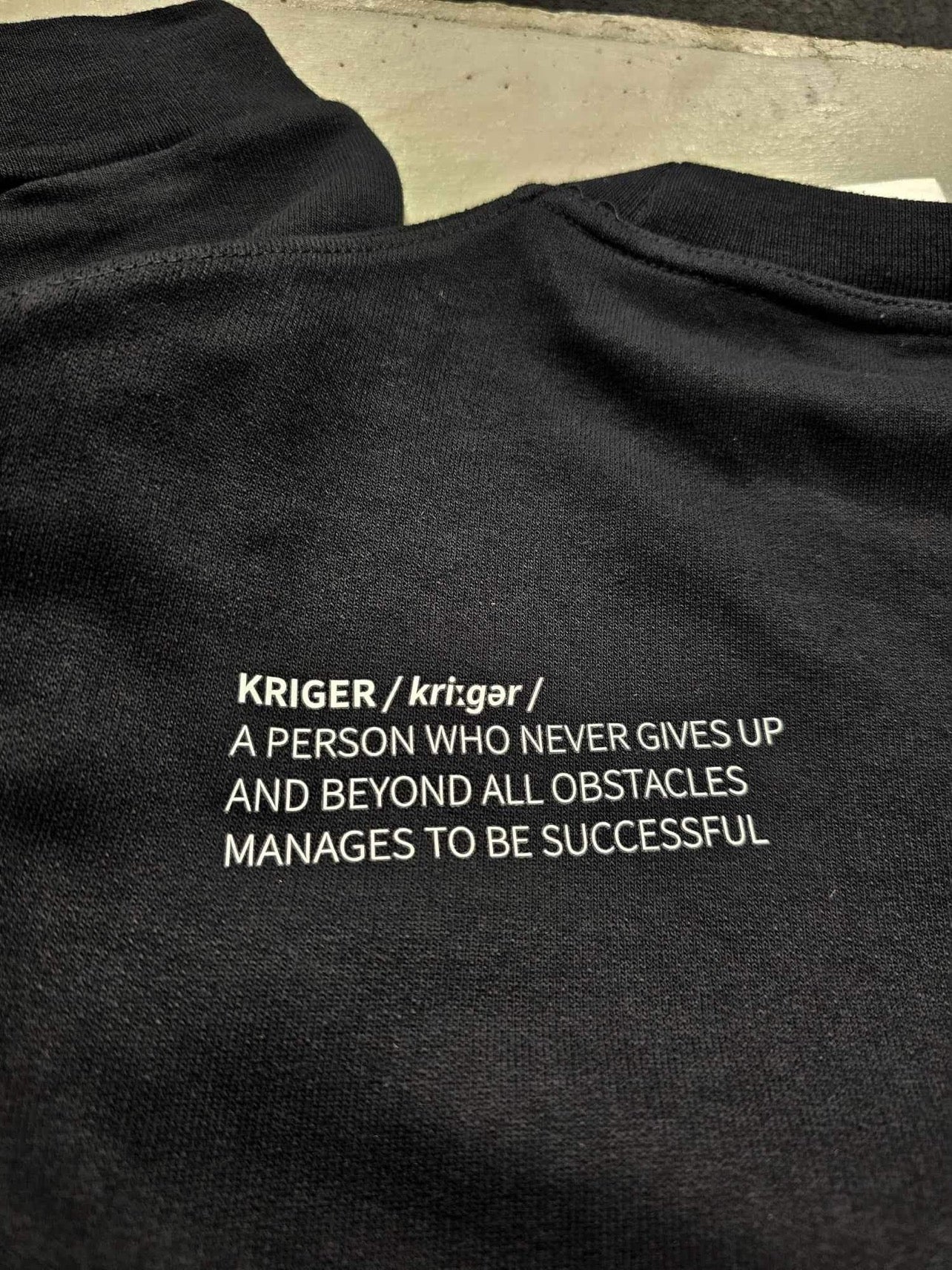 Kriger Training Quote Crew Sweatshirt (Black)